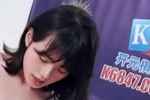 麻瓜豆豆传媒作品-L体模特小姨被爆C