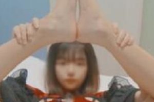 斗鱼人气持续高涨清纯COS动漫反差极其豪放女主播【极品反差婊】COS浮力姬（小余）大尺度合集【4v-575M】