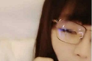 微博超级可爱（眼镜妹）高情绪合集