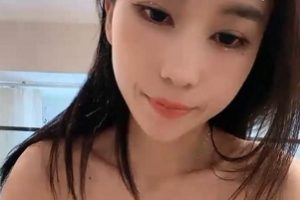 冲点很高的女神月月嗷