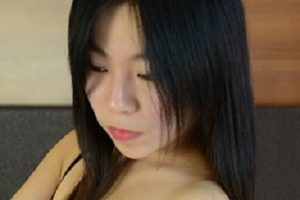 国模《潘小倩》