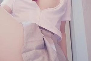 微博妹子《恶犬》最新有尺度定制私拍