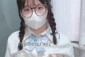 秀人网极品浮力姬-汌汌-JK制服