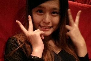 《湾湾情侣泄密》男友曝光高颜值女友的吃瓜视频