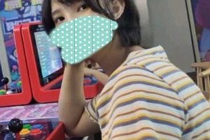 亲叔叔《侄女游游》的双面生活