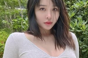 微密圈《宋昱欣》2-12月图集