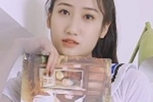 妖精社 H2034《思文》书柜前