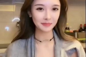 逐渐沦陷的抖音美女主播战术性擦边各显神通