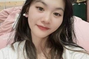 重庆22岁奶茶店上班美女被摄影师潜规则视频流出