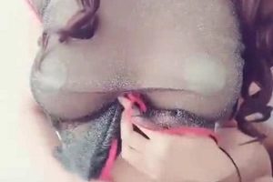 社区妹子极品身材视频