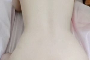 网红《奶瓶》第三部道具自玩