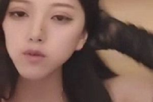 高颜值女神主播《球迷的奶球》各种大秀