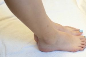 《虫哥爱摄影》的足控蜀黍