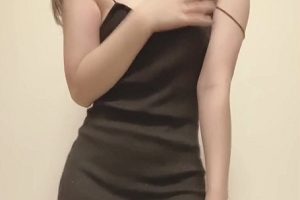 《冰冰儿》广场舞，胖臀长腿诱惑