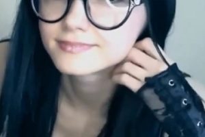 上海混血妹子《莆思希》8部被教育视频