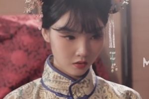 蜜桃女神《陈可心》最新剧情贵妃和大臣通J