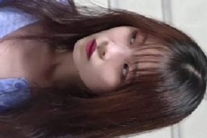 高跟热裤黑丝美女街头私拍