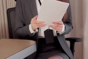 p站网红《LITPUSSYCATT》黑丝御姐