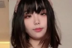 推特《小玉儿》JK制服ZW视频套图