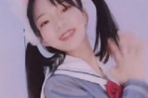 美女《仙云》直播间