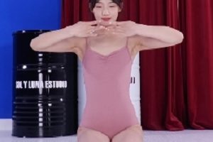 日月俱乐部《阿彩》舞完整版