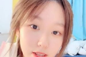 b站美女《落九川》早期视频曝光