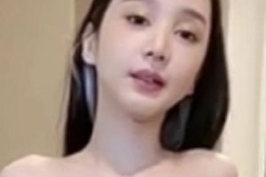 推特混血美女模特赶赴现场