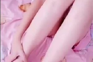 网红妹子《茴茴》《 见木》