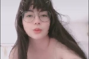 TIK TOK童颜网红《chichi169》 OnlyFans视频