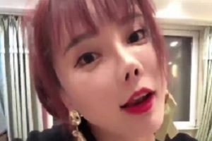 网红《艾小青》代表作