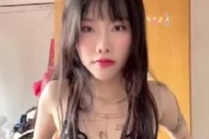 舞蹈学院反差小姐姐有尺度私拍流出，155P 8V合一