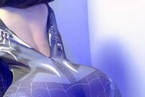 某艺校大三极品长腿舞蹈生展示极限一字马