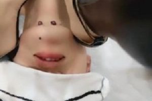 小白鞋女神大连欣妍全体重踩踏视频曝光，时长45分钟！