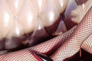 快手丝月神绝密内部美腿合集12V4.6G